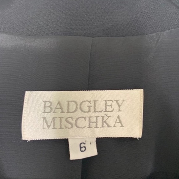 Badgley Mischka Size 6 Black Casual Basic Minimalist Capsule Blazer Jacket - Picture 3 of 4